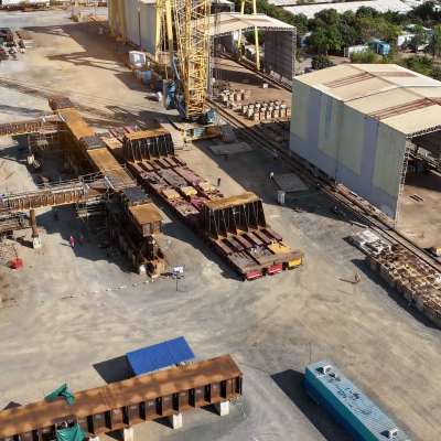 DI CHUYỂN VÀ XẾP DỠ 02 KHUNG ĐỠ BỐC XẾP (LSF) - 1800 TẤN